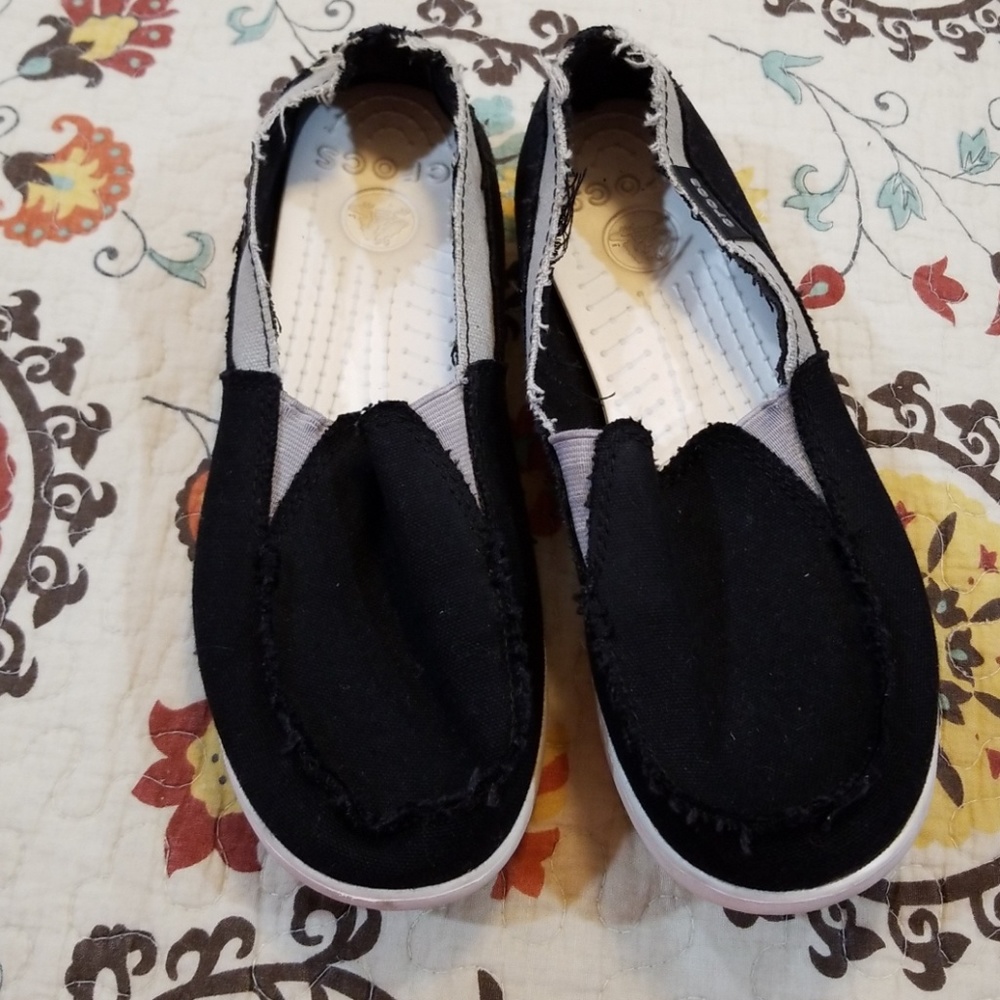 Crocs loafers